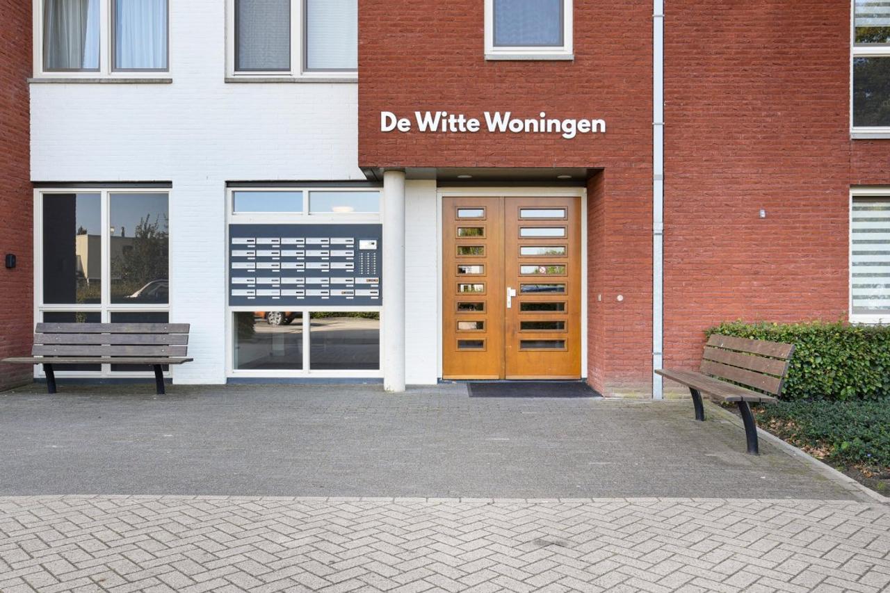 Lift Apartment Near Druten Centre - Image 2