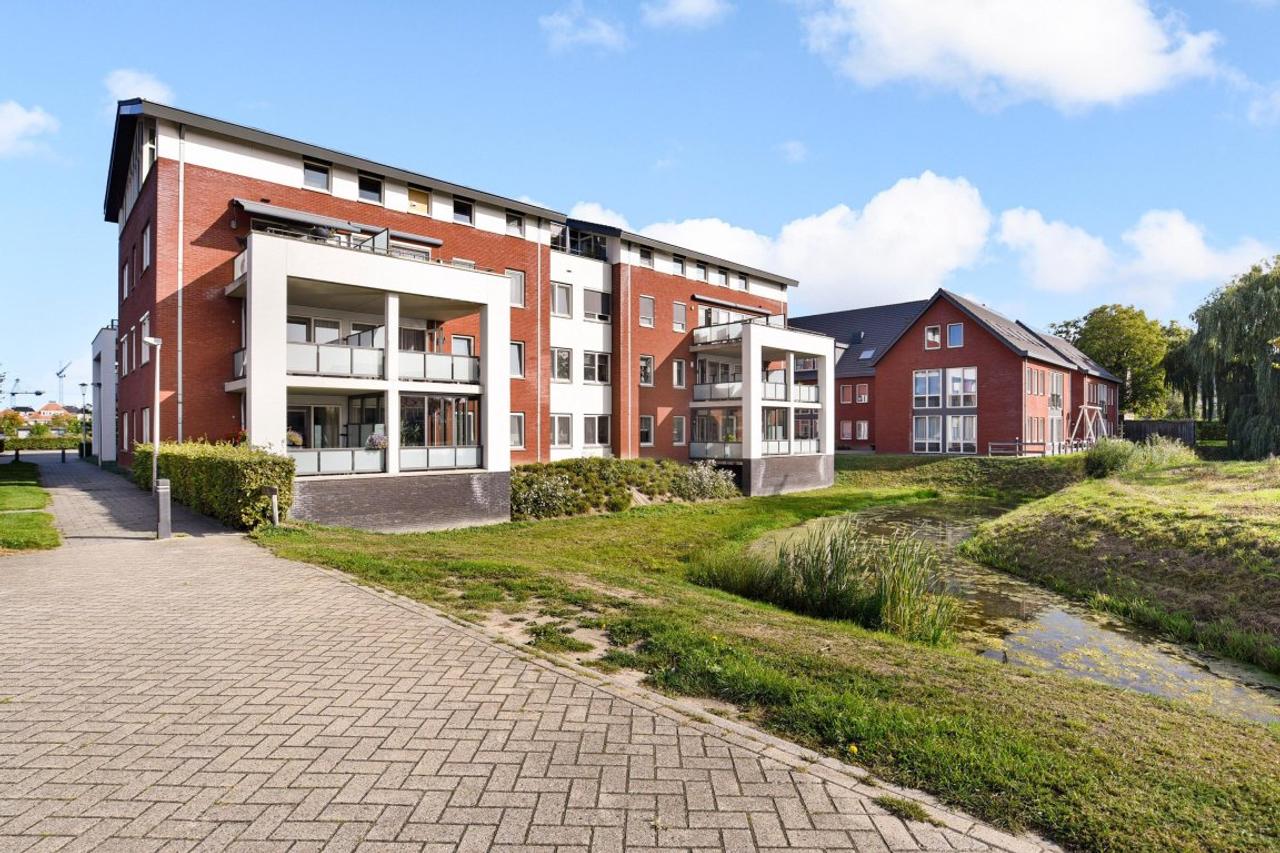 Lift Apartment Near Druten Centre - Image 7
