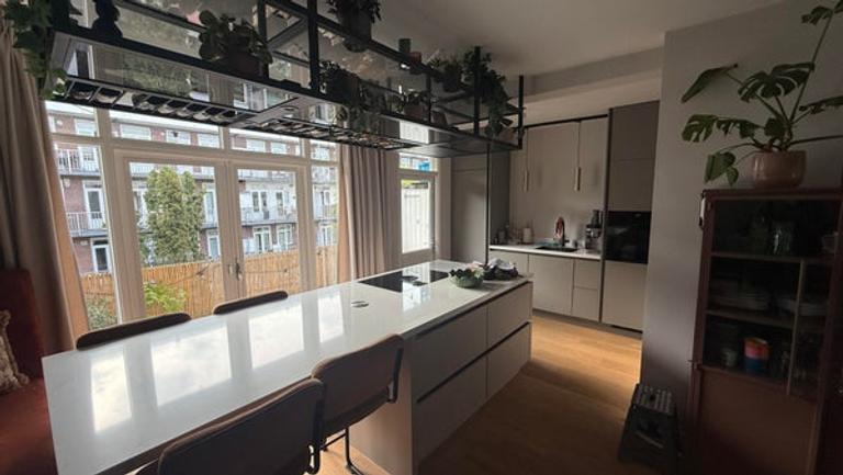 121 m² Duplex with Roof Terrace - Image 5
