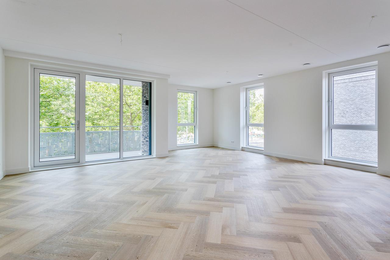 Zuidwestbalkon bij centrum Purmerend - Afbeelding 2
