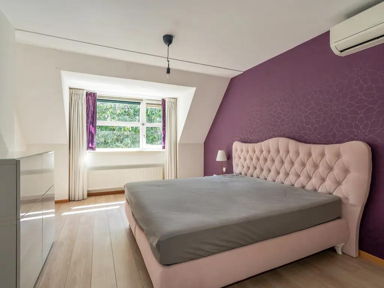 Detached villa with 4 bedrooms and garden - Image 16