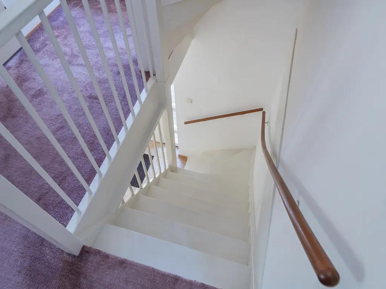 Detached villa with 4 bedrooms and garden - Image 22