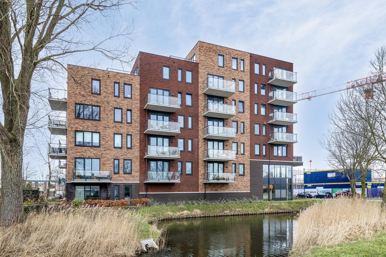 Apartment with Balcony in Heerhugowaard - Image 4