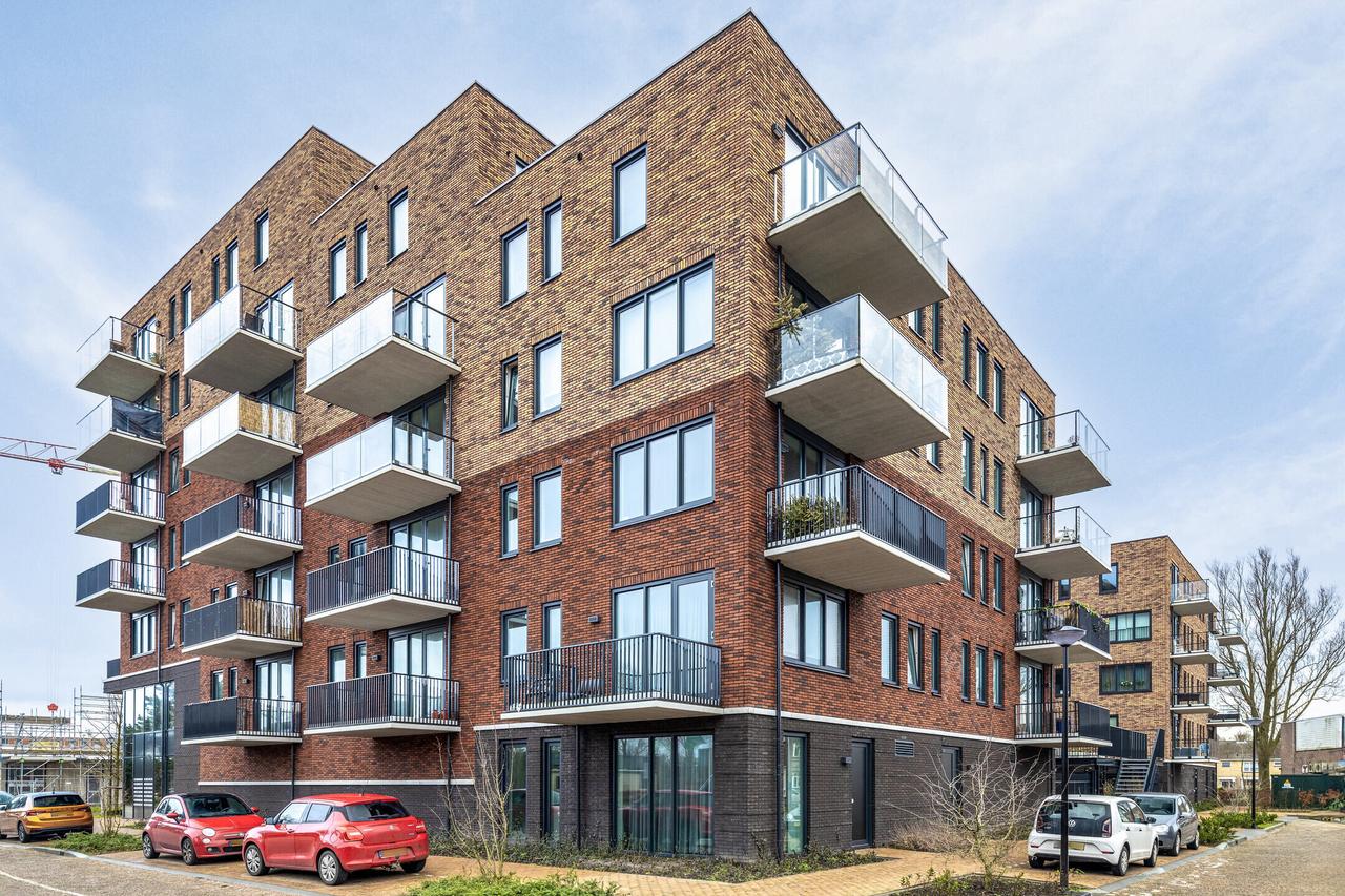 Apartment with Balcony in Heerhugowaard - Image 8