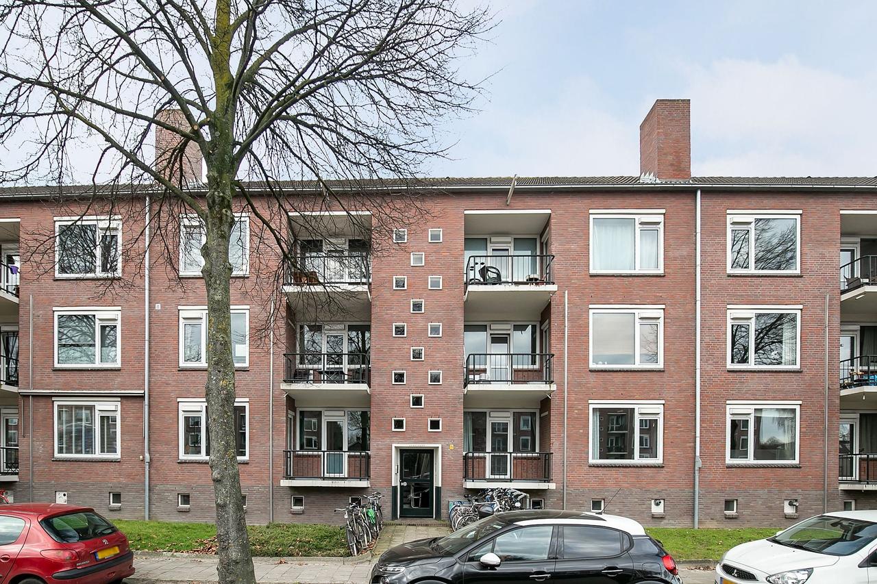 Gemeubileerd 2-kamerappartement in Lakerlopen - Afbeelding 1