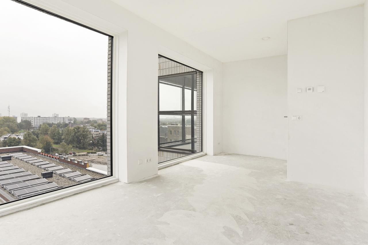 3-Room Apartment in Holland Park - Image 5