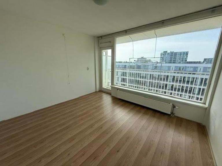 80 m² apartment for three housemates - Image 6