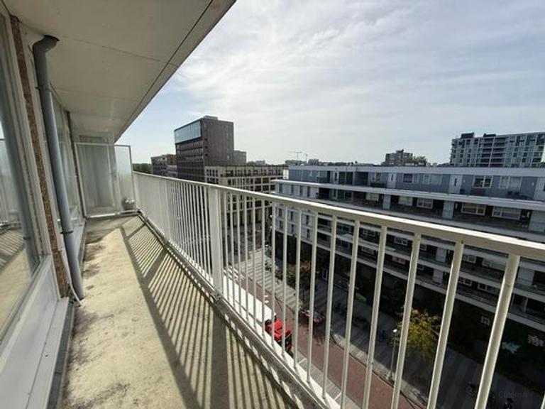80 m² apartment for three housemates - Image 13
