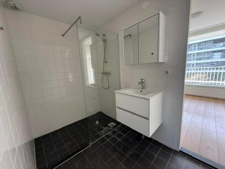 77 m² apartment for 3 sharers - Image 10