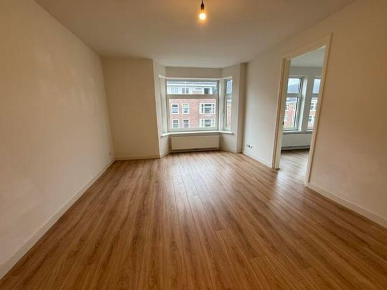 Studentenappartement met balkon in Maasstraat - Afbeelding 2