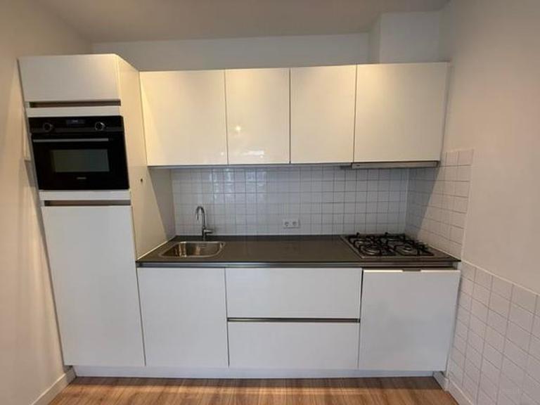 Studentenappartement met balkon in Maasstraat - Afbeelding 4