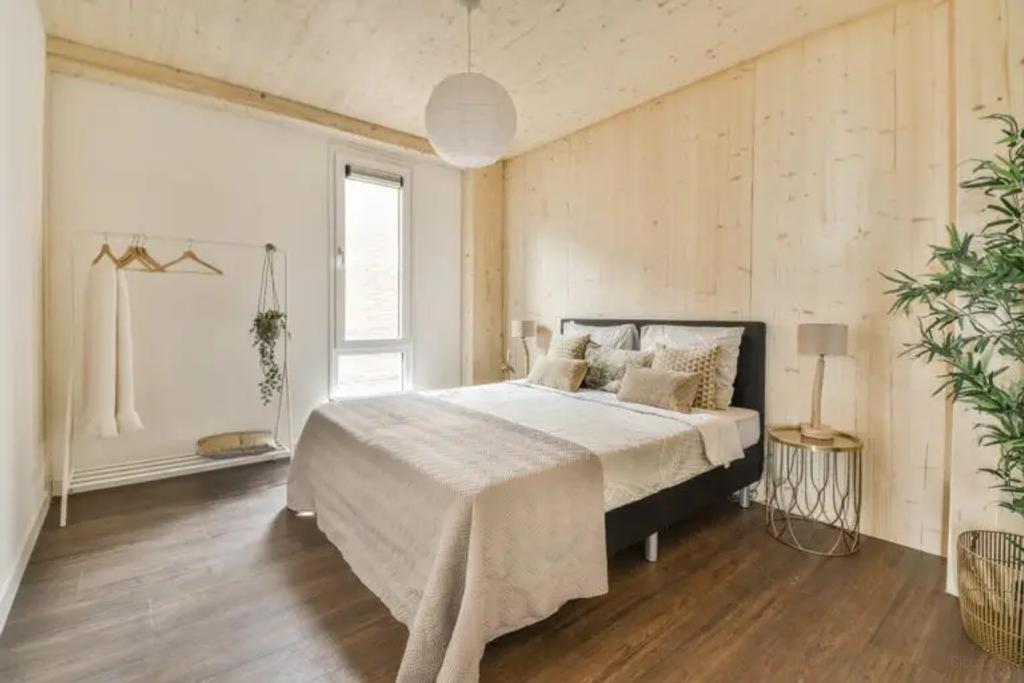 64 m² Rental Apartment in Timberhouse - Image 2