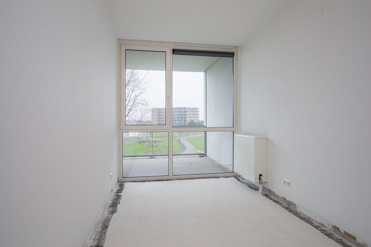 100 m² apartment with balcony in Leiden - Image 13