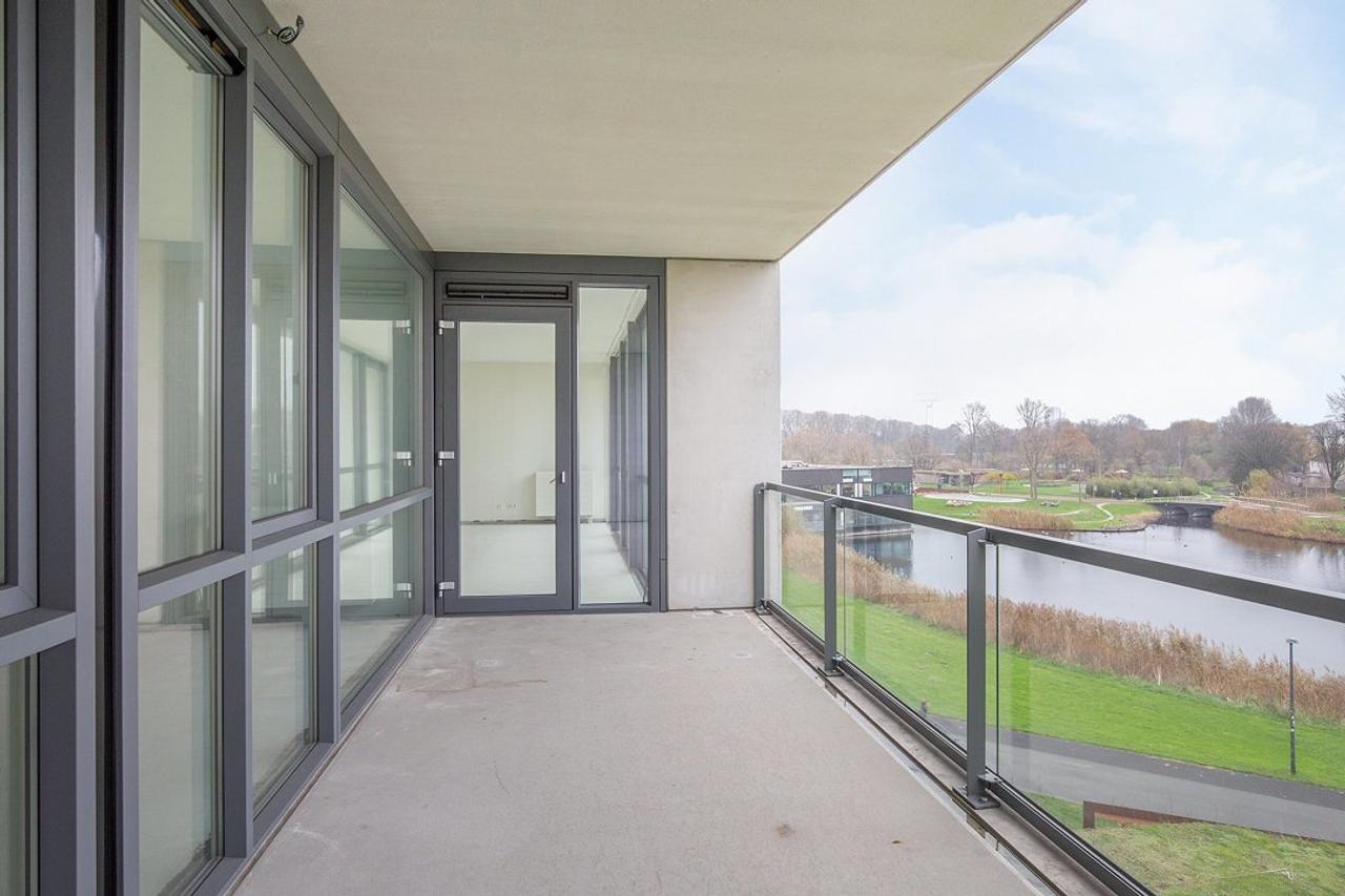 100 m² apartment with balcony in Leiden - Image 14
