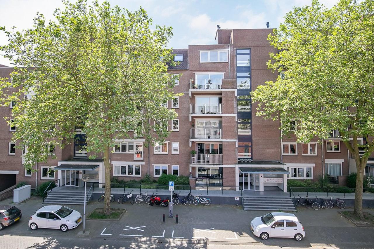 100 m² apartment with balcony in Groningen - Image 3