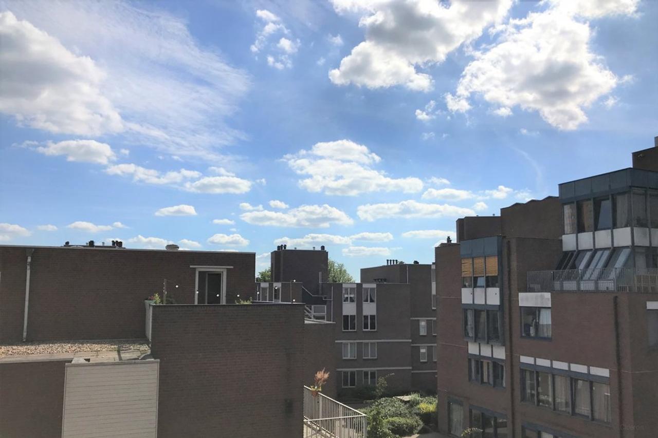 100 m² apartment with balcony in Groningen - Image 20