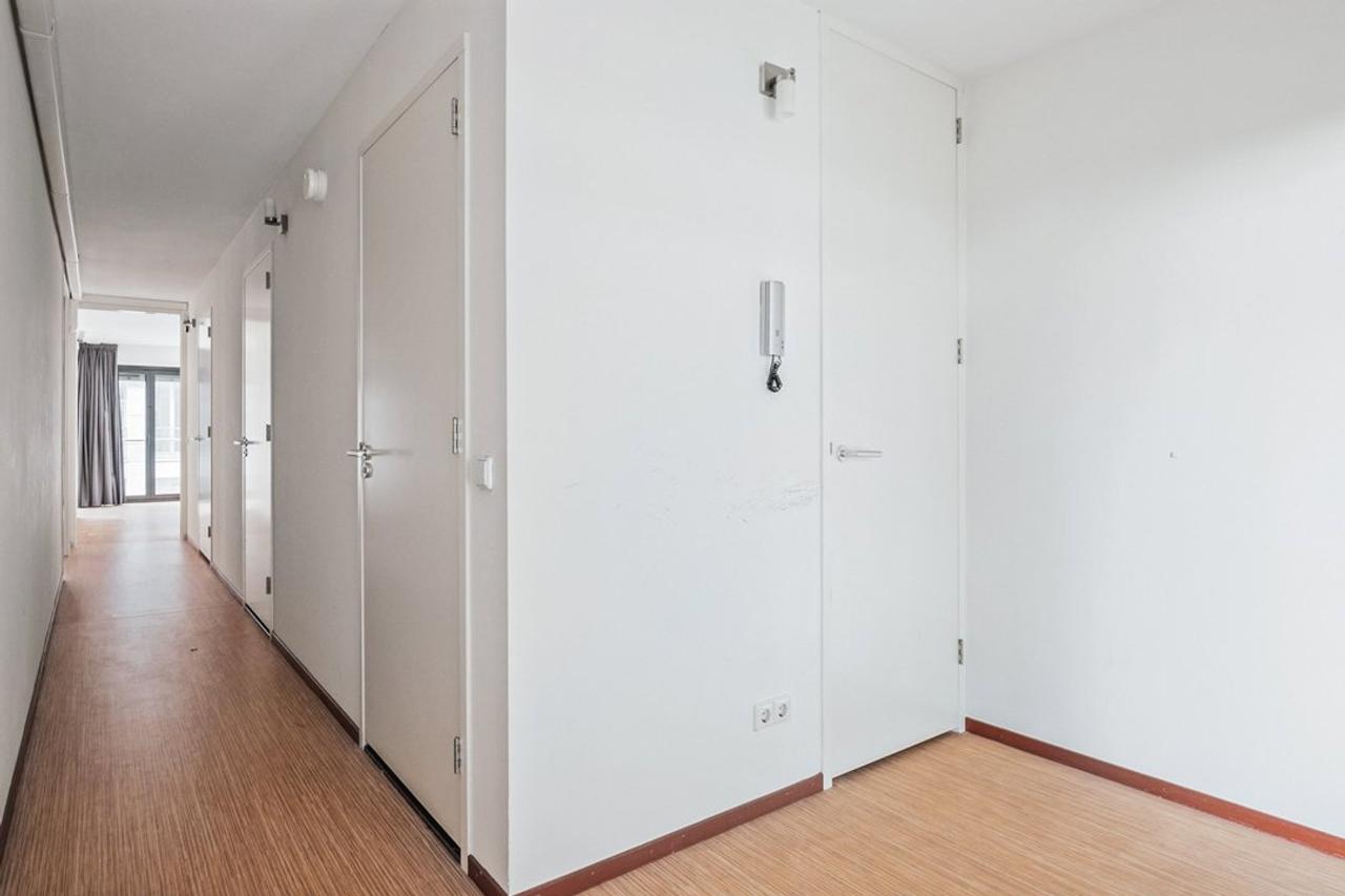 102 m² apartment with parking - Image 6
