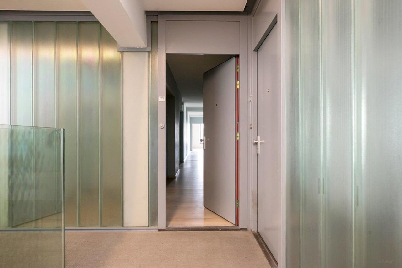 153 m² apartment with kitchen island - Image 15