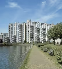 80 m² appartement met balkon in Italiaanse buurt