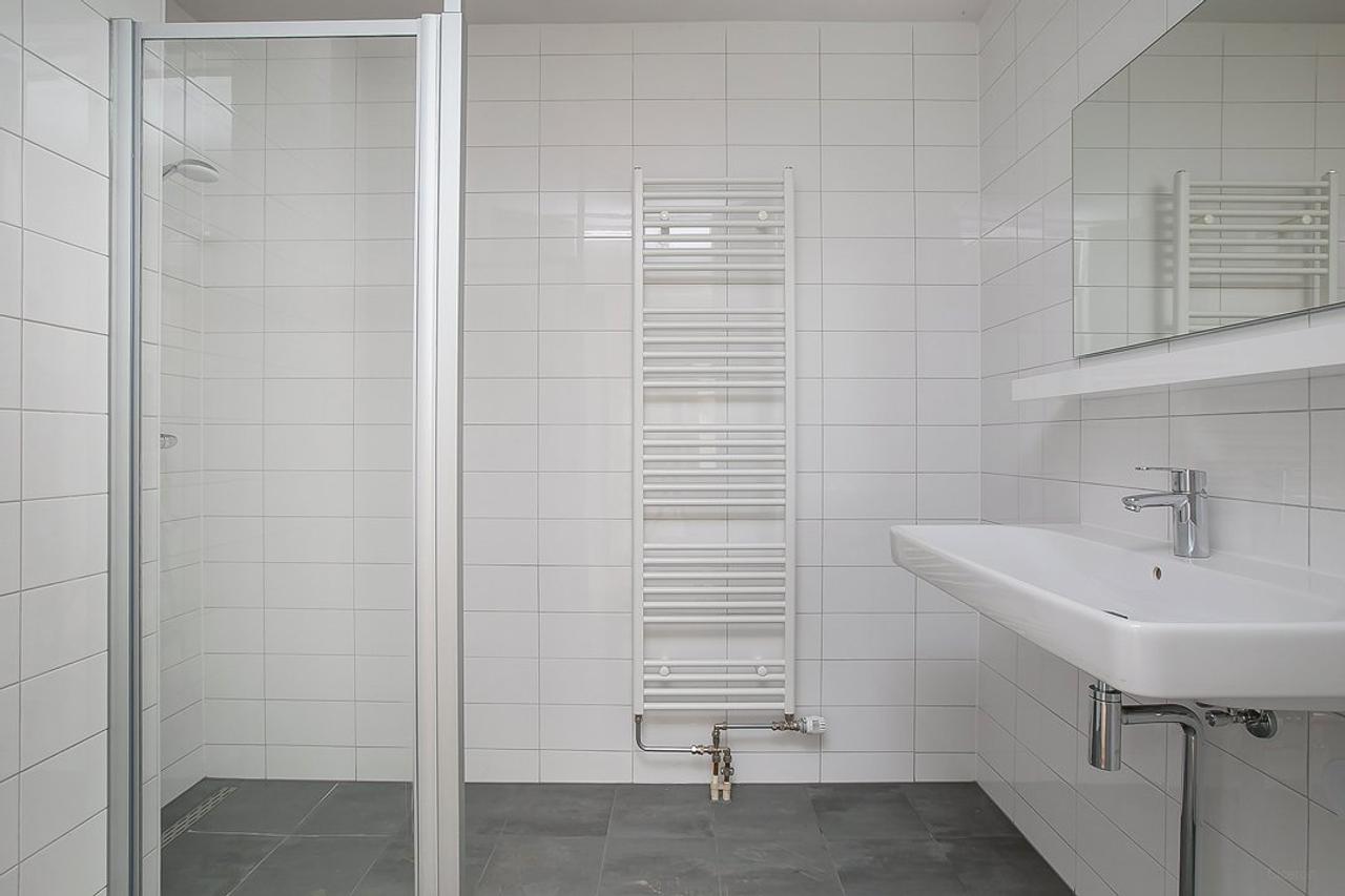 80 m² appartement met balkon in Italiaanse buurt - Afbeelding 9