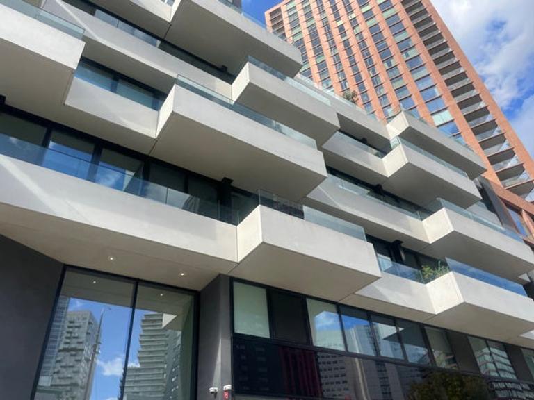 91 m² appartement met balkon aan Wijnhaven - Afbeelding 3