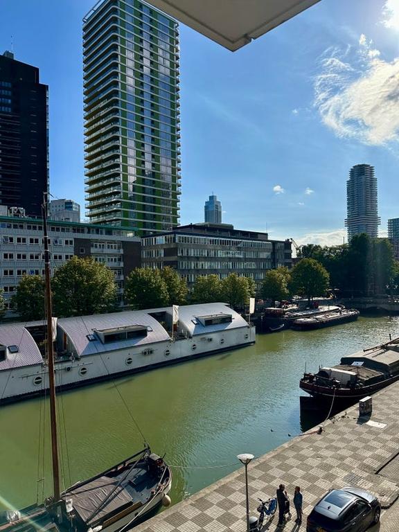 91 m² appartement met balkon aan Wijnhaven - Afbeelding 8