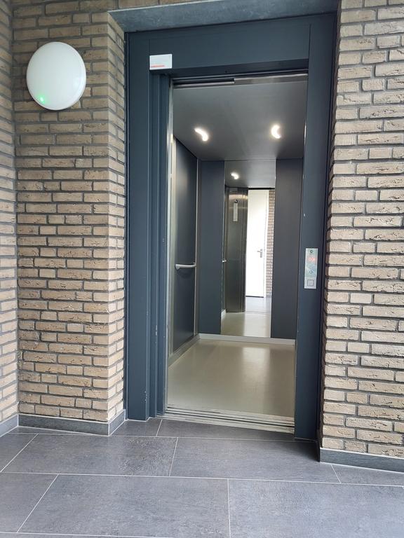 Modern 3-kamerappartement met balkon en parking - Afbeelding 7