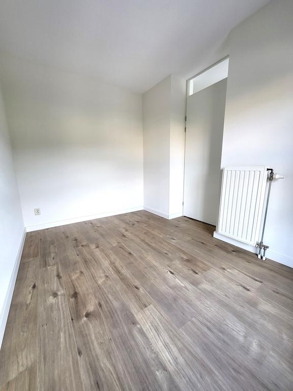 Modern 3-kamerappartement met balkon en parking - Afbeelding 18