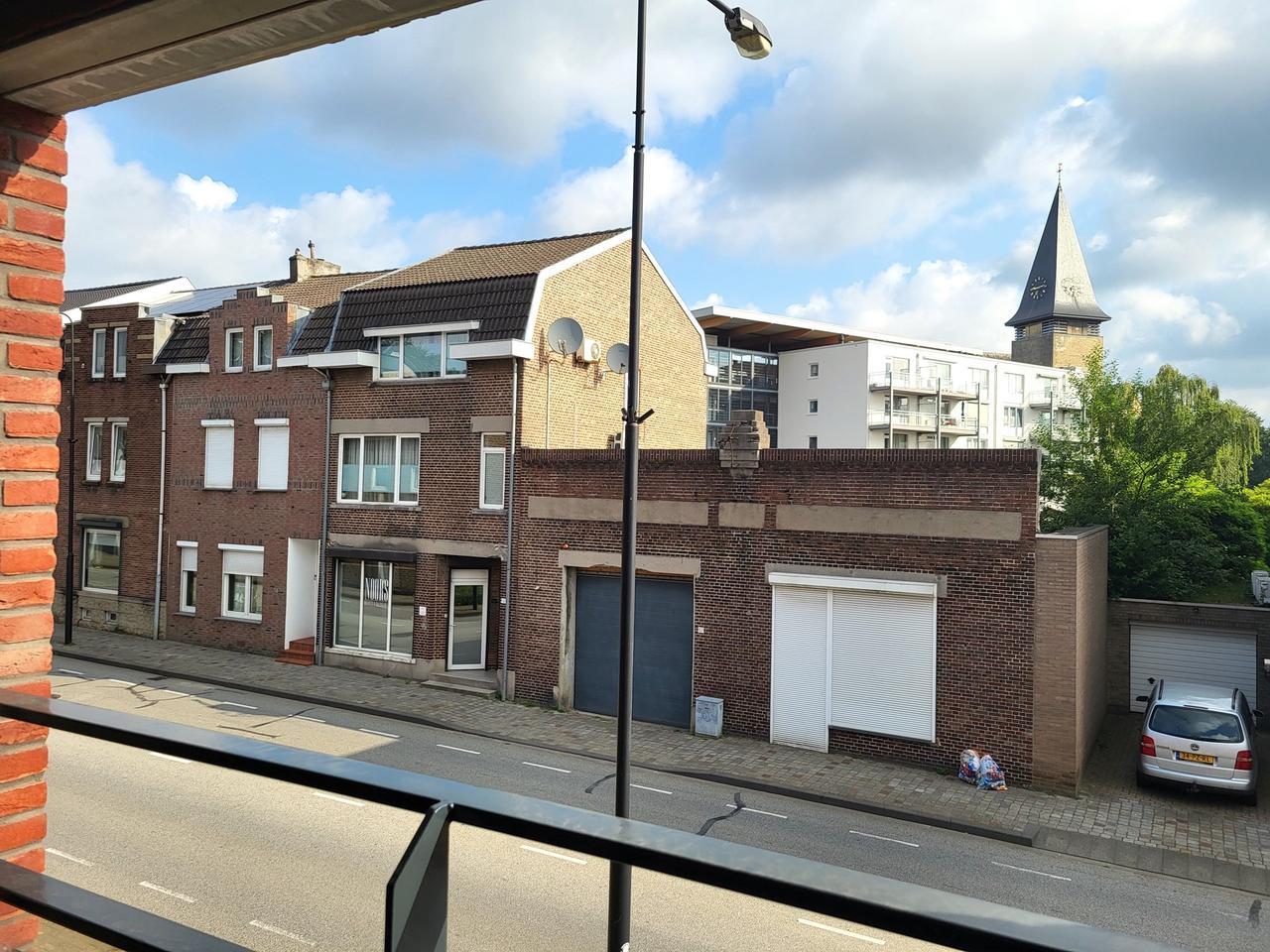 Modern 3-kamerappartement met balkon en parking - Afbeelding 25