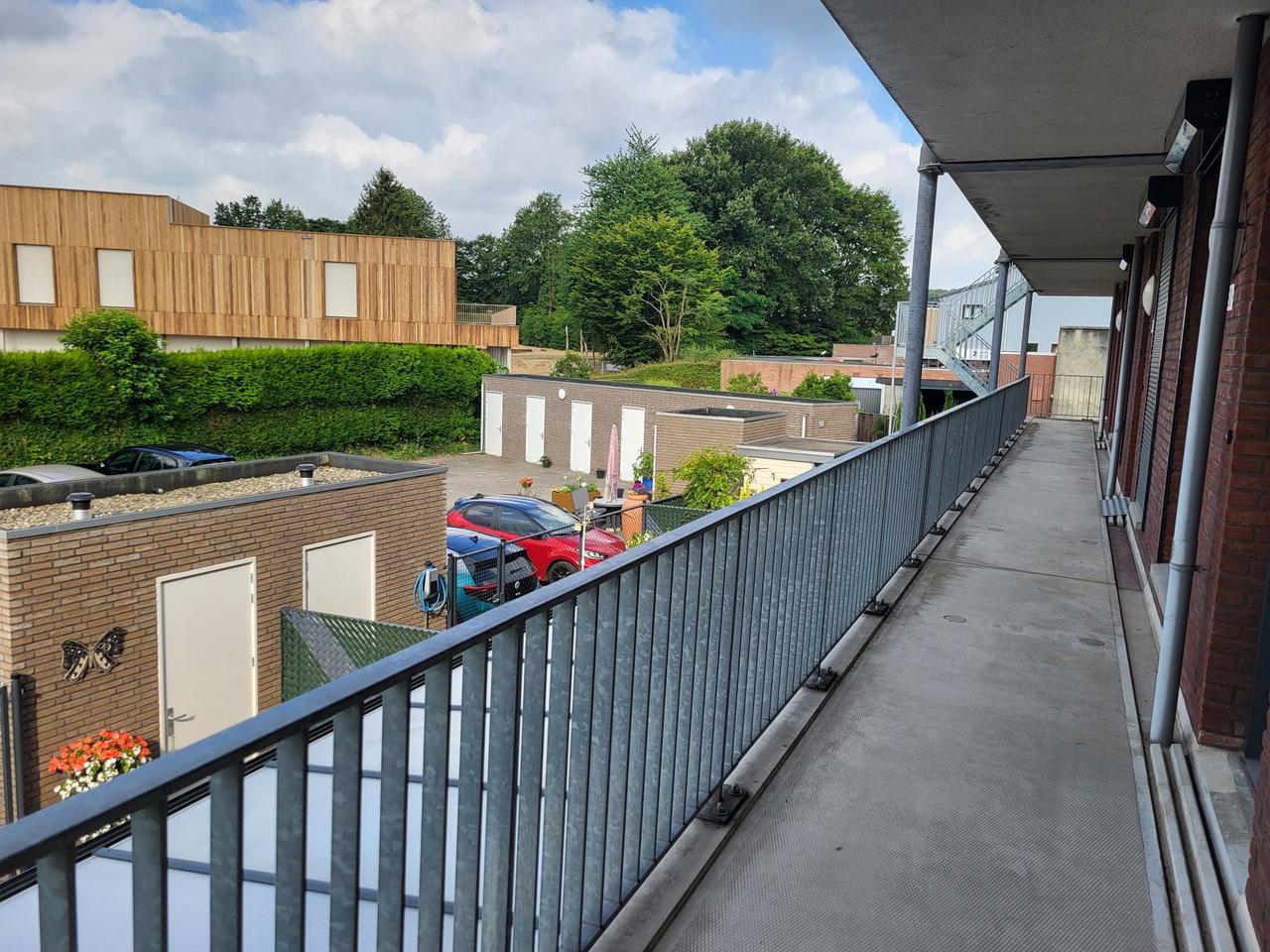 Modern 3-kamerappartement met balkon en parking - Afbeelding 26