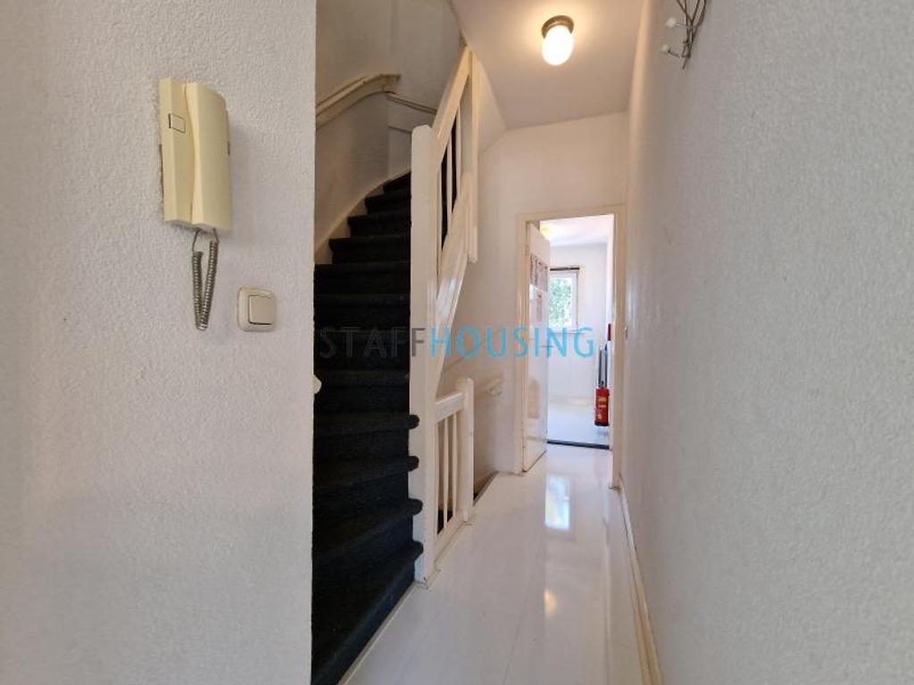Gemeubileerd 4-kamerappartement in Vreewijk - Afbeelding 2