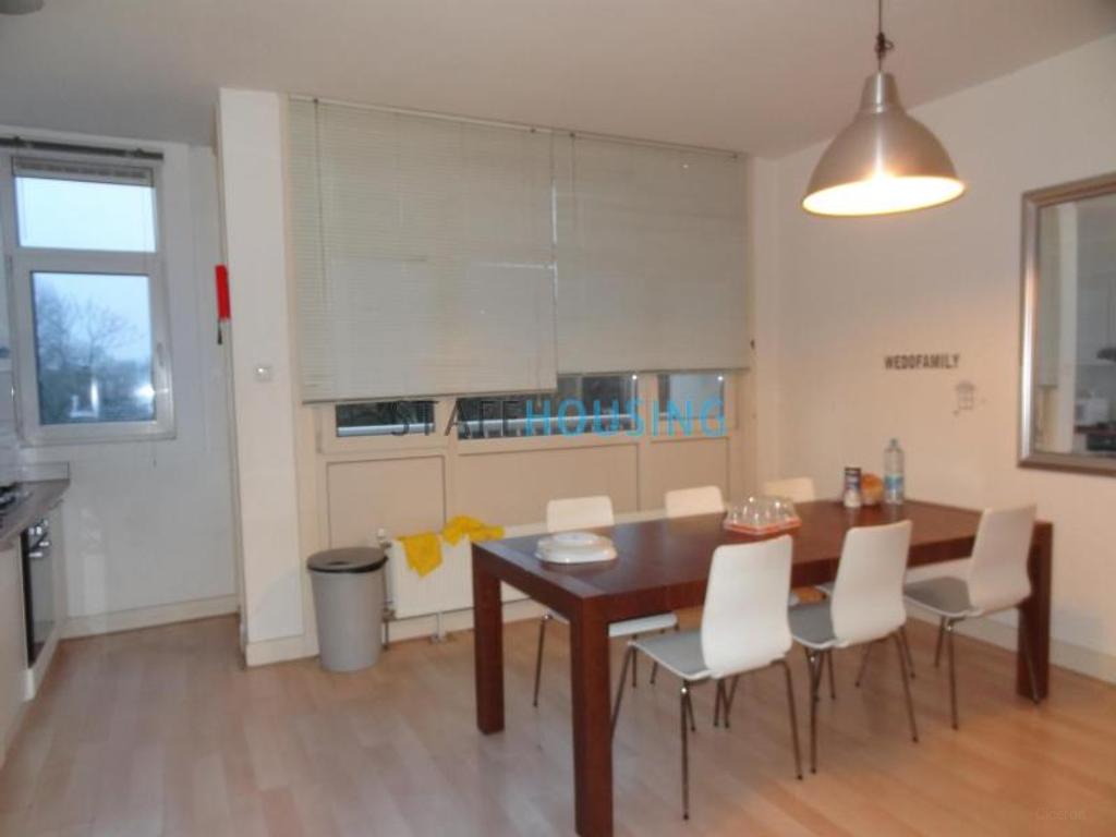 Gemeubileerde bovenwoning met 3 slaapkamers - Afbeelding 3