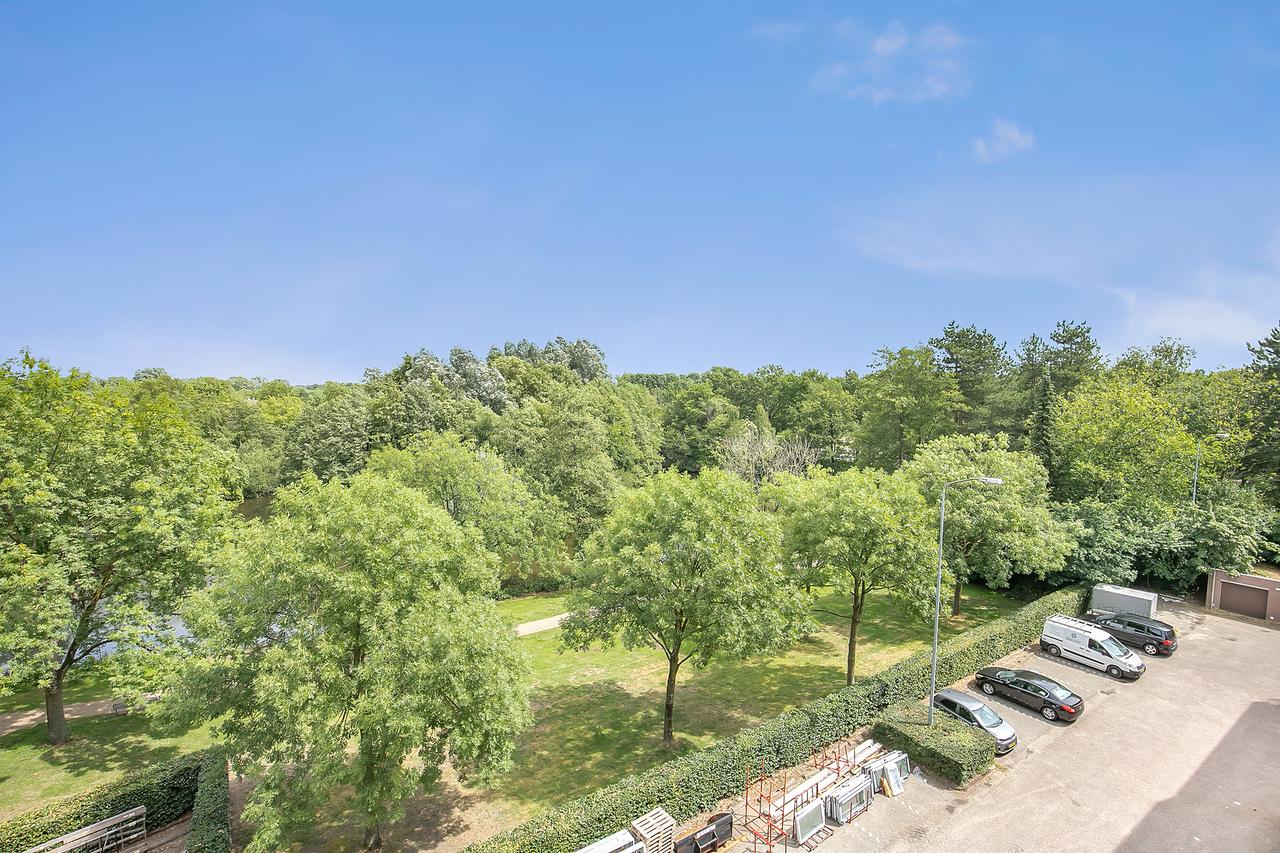56 m² apartment with balcony in Oss - Image 1