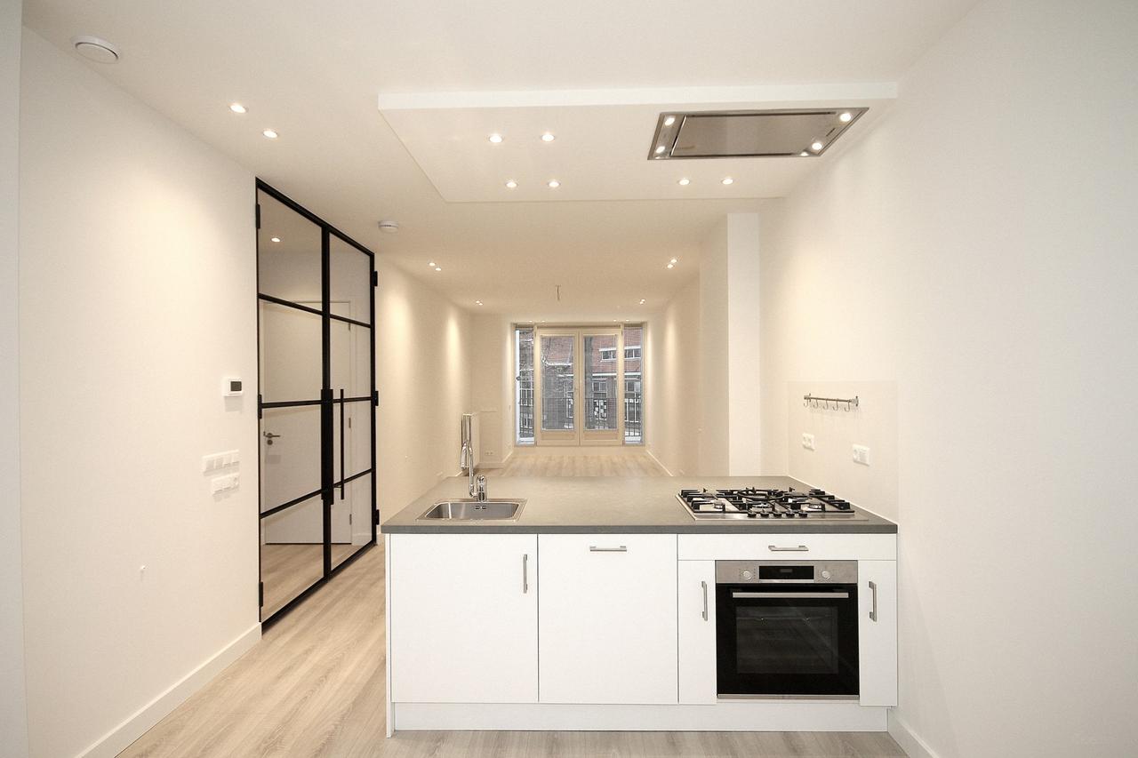 105 m² upper-floor apartment with 2 terraces - Image 19