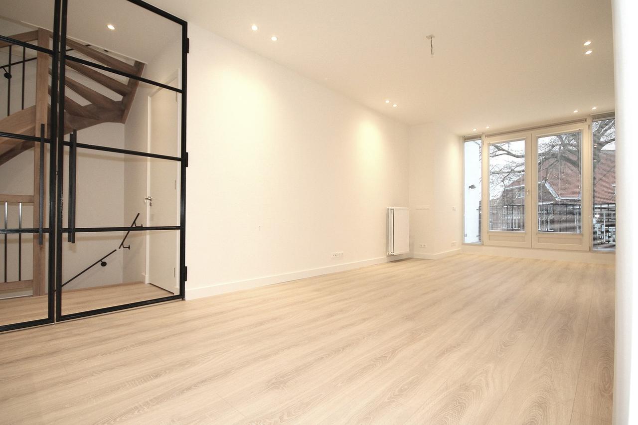 105 m² upper-floor apartment with 2 terraces - Image 21