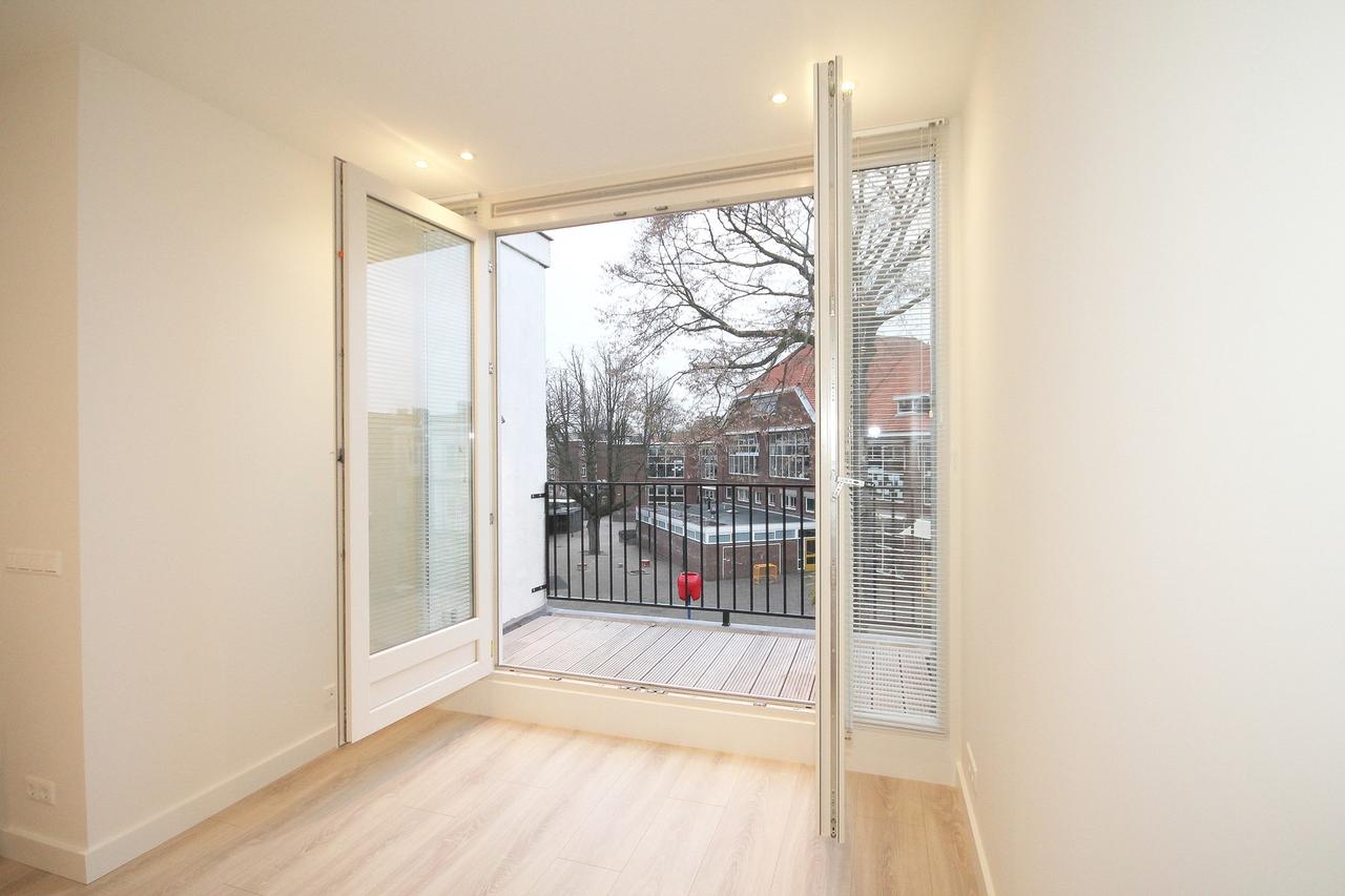 105 m² upper-floor apartment with 2 terraces - Image 26