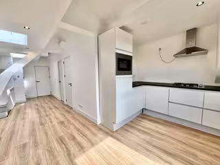 2-slaapkamerappartement met balkon in Oude Noorden