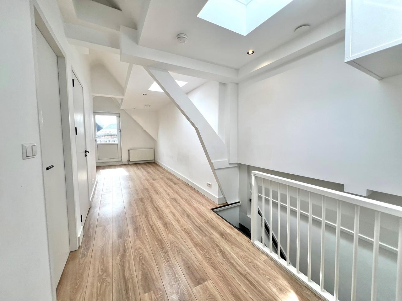 2-slaapkamerappartement met balkon in Oude Noorden - Afbeelding 7