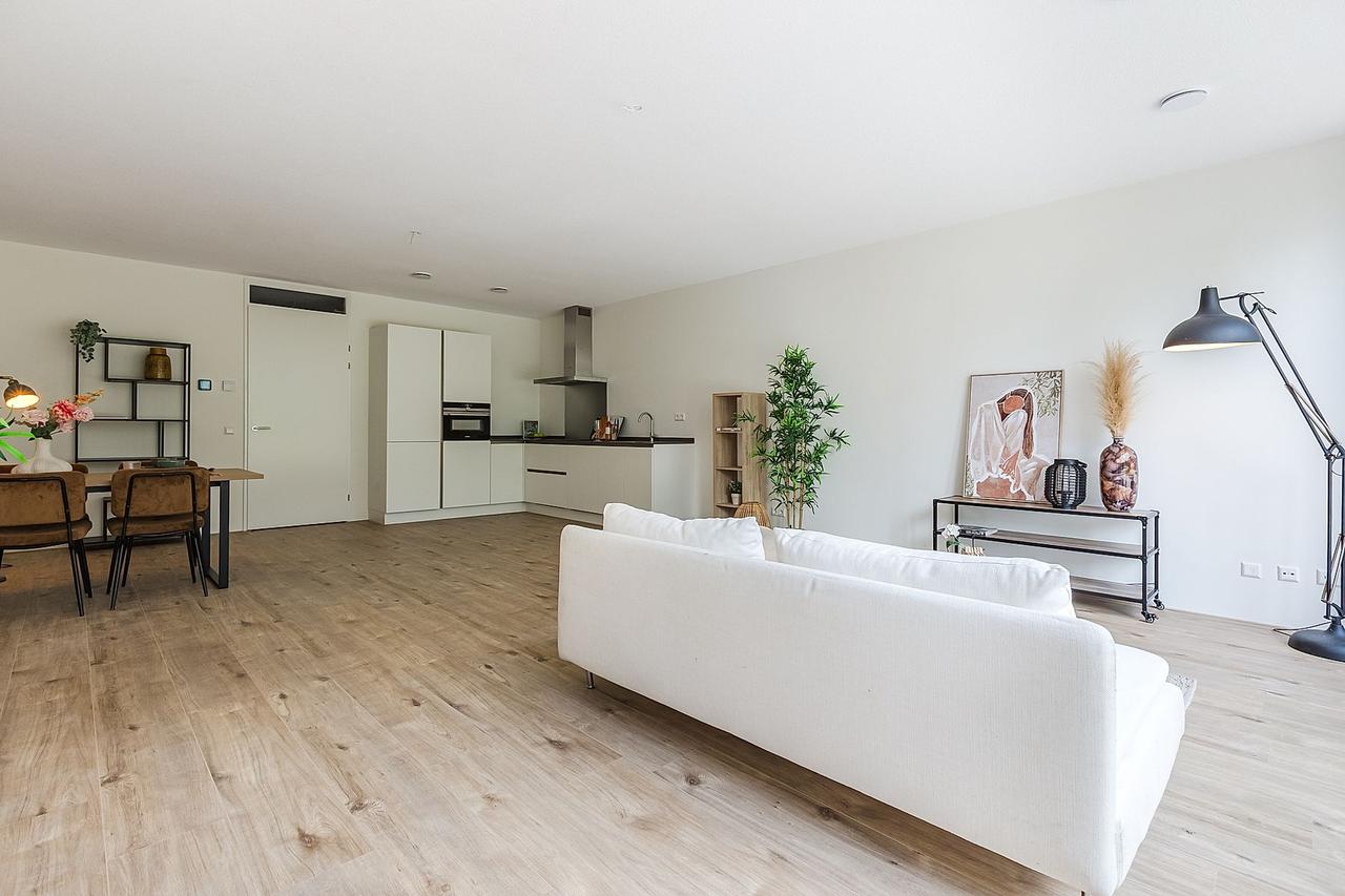 New 2-Bedroom Apartment with A+++ Rating - Image 2