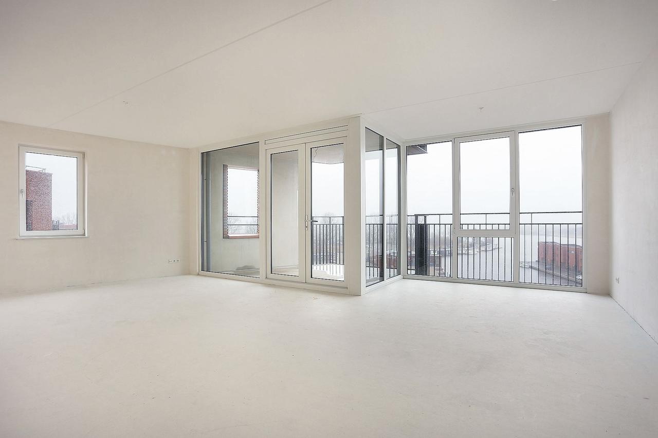 2-bedroom apartment with balcony in Haarlem - Image 2