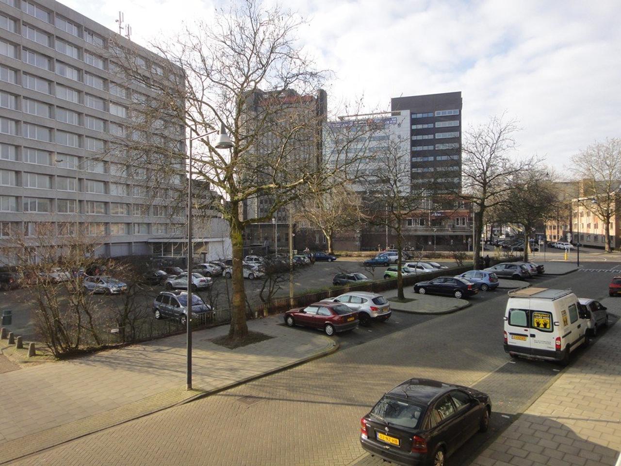 87 m² apartment with balcony in Eindhoven - Image 2