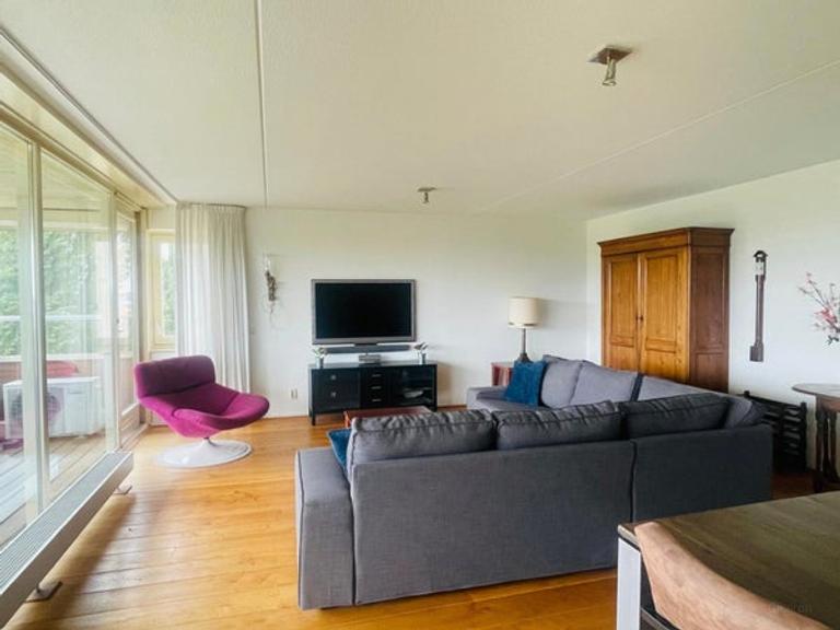 Balkon met uitzicht op de Maas in Den Bosch - Afbeelding 2