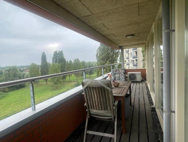 Balkon met uitzicht op de Maas in Den Bosch - Afbeelding 7
