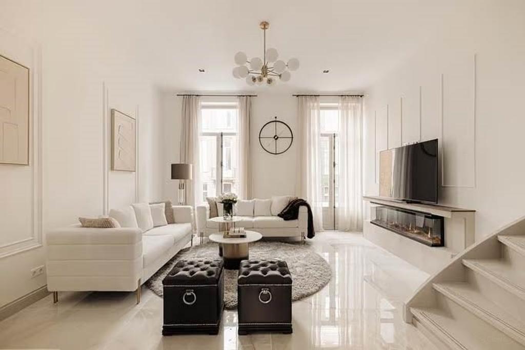 Furnished Duplex Apartment with Roof Terrace - Image 1