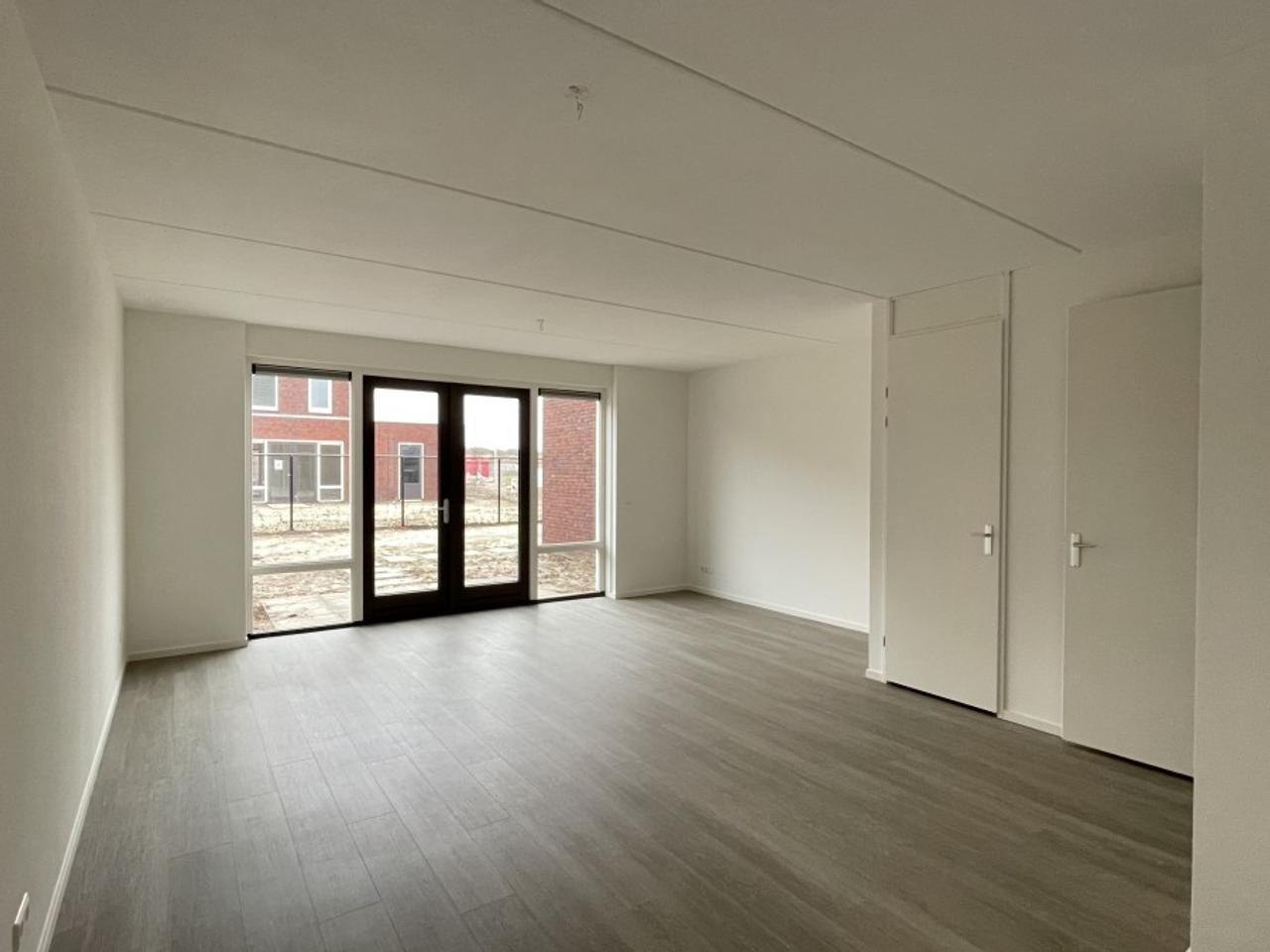 Hoekwoning met garage en 25 m² zolder - Afbeelding 3