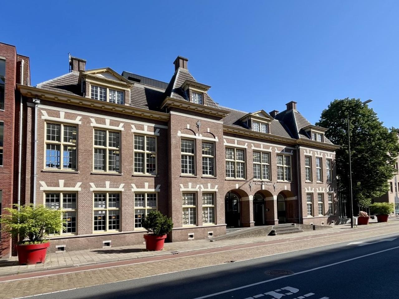 3-kamerappartement met terras in Apeldoorn - Afbeelding 1