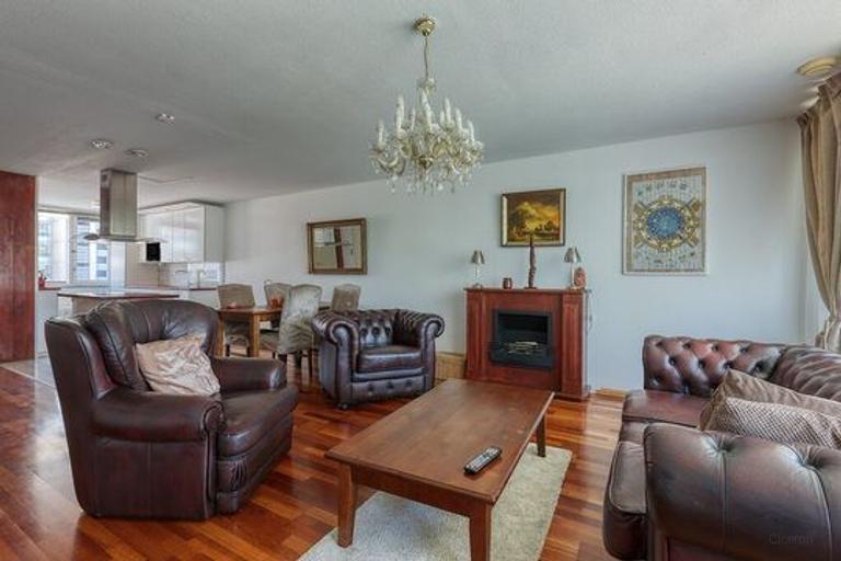 Furnished ground-floor home with garden in The Hague - Image 3