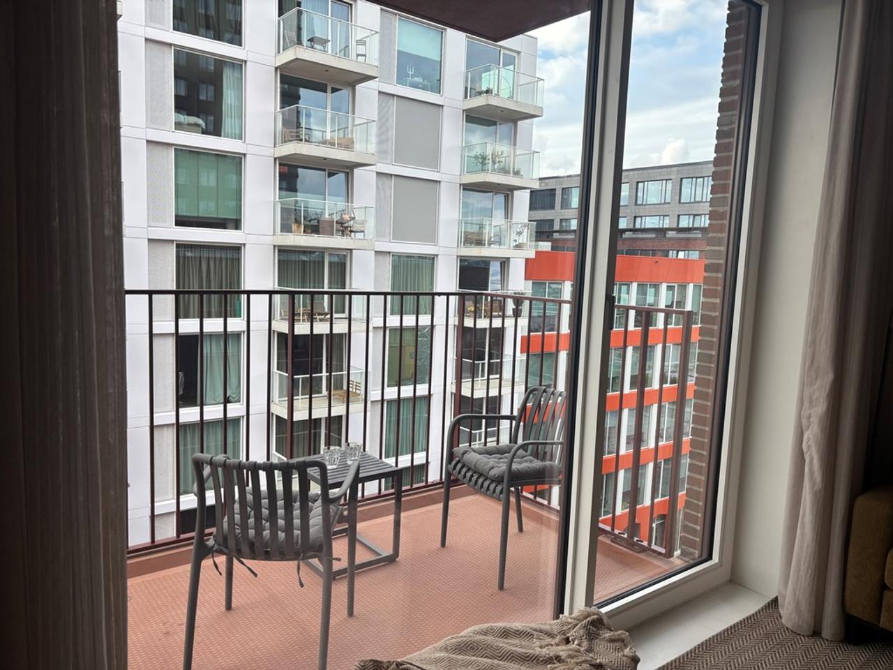 Furnished apartment with IJ views - Image 9