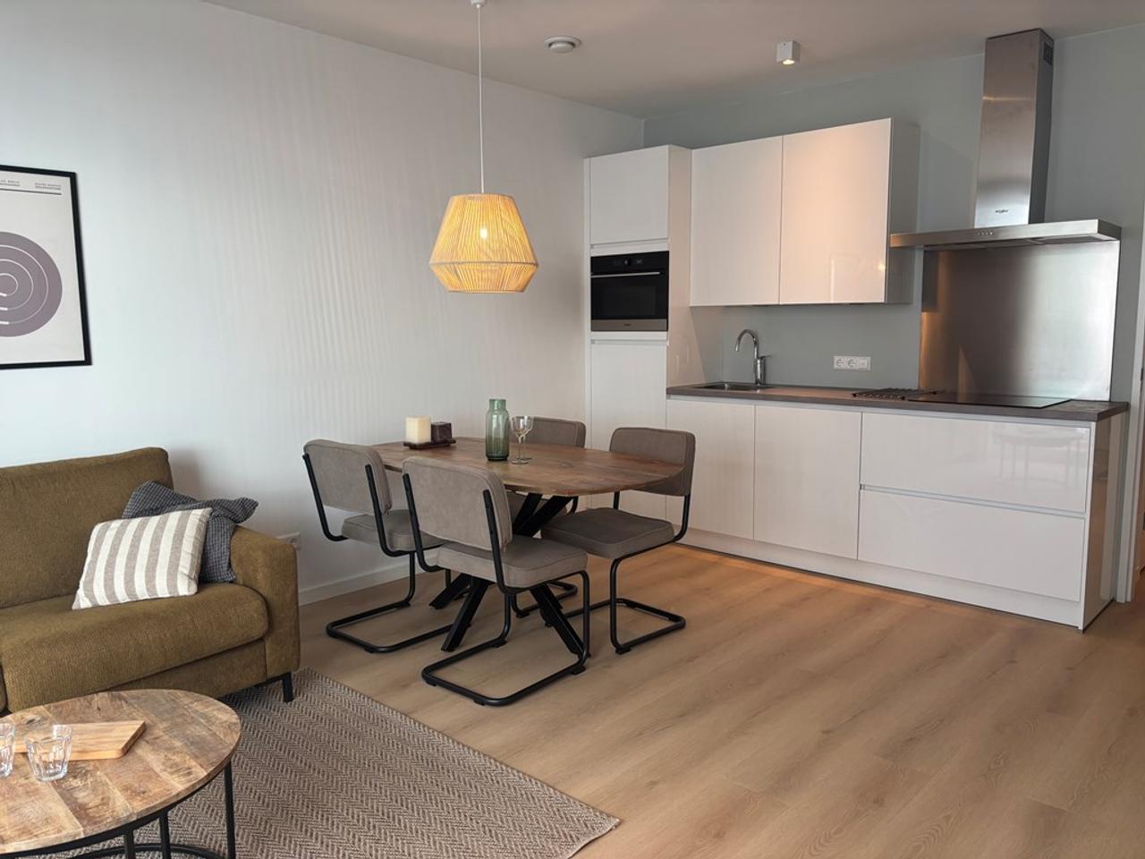 Furnished apartment with IJ views - Image 12