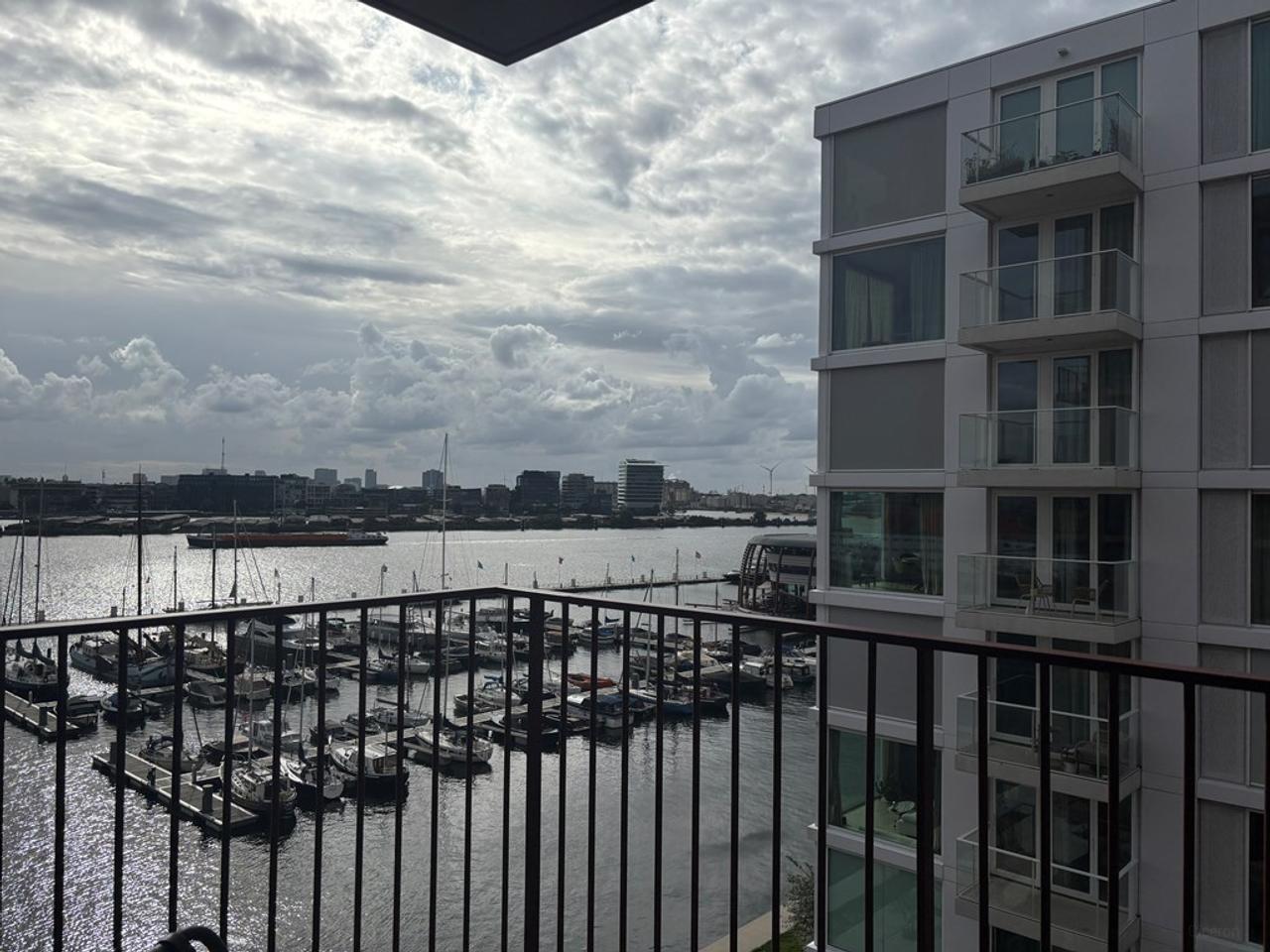 Furnished apartment with IJ views - Image 23